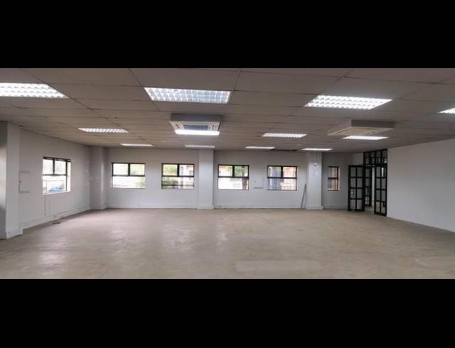 BUSINESS PROPERTY TO RENT IN ERASMUSKLOOF